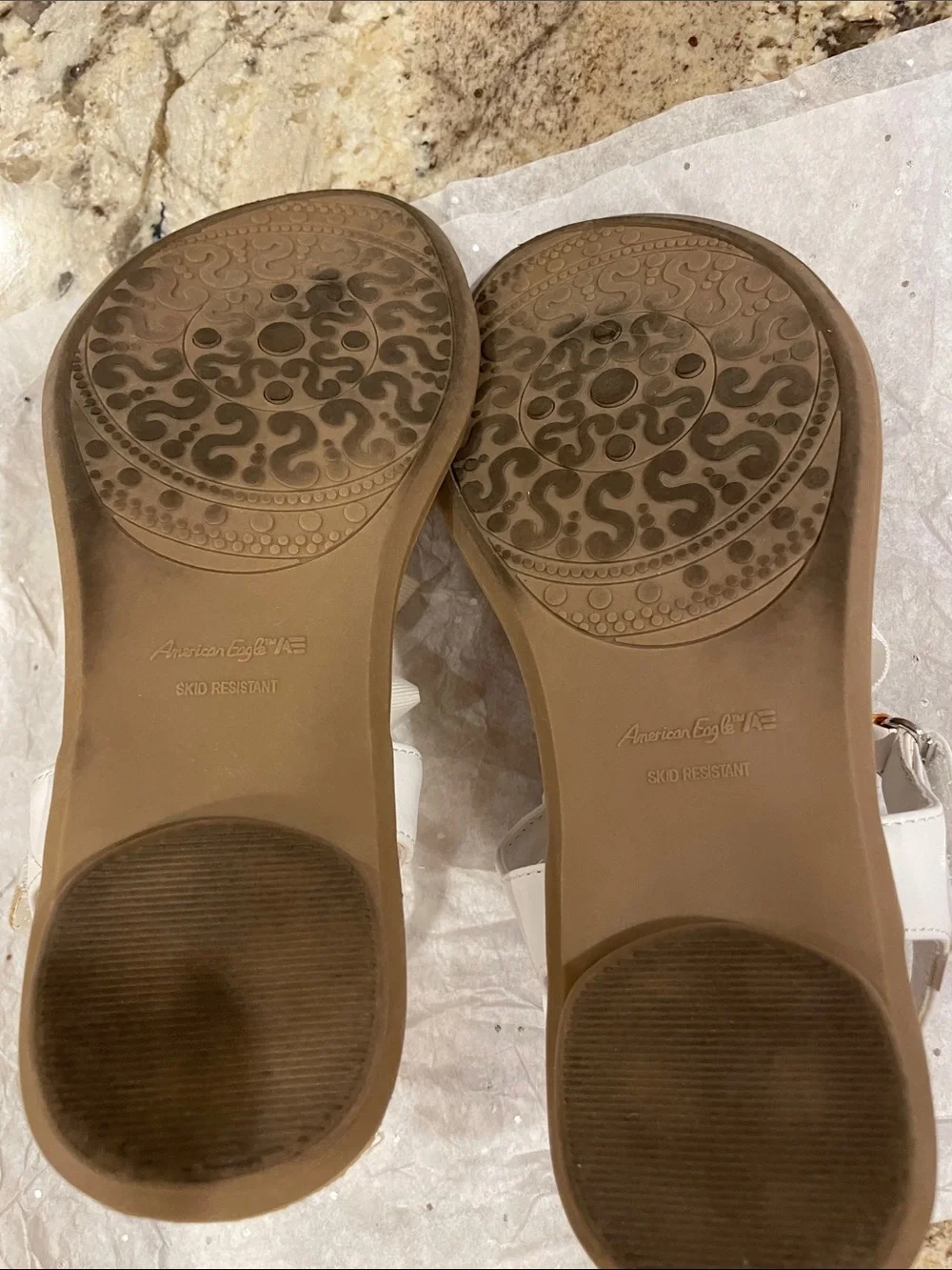 2 Pairs Girls H&M and American Eagle Sandals